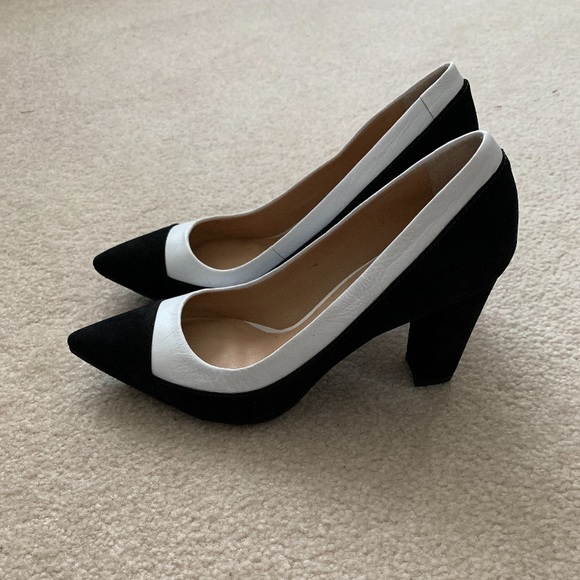 Black and White Heels NWOT - Picture 1 of 4